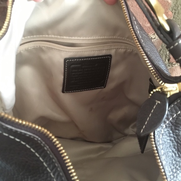 Coach dark brown leather shoulder bag - Picture 4 of 6